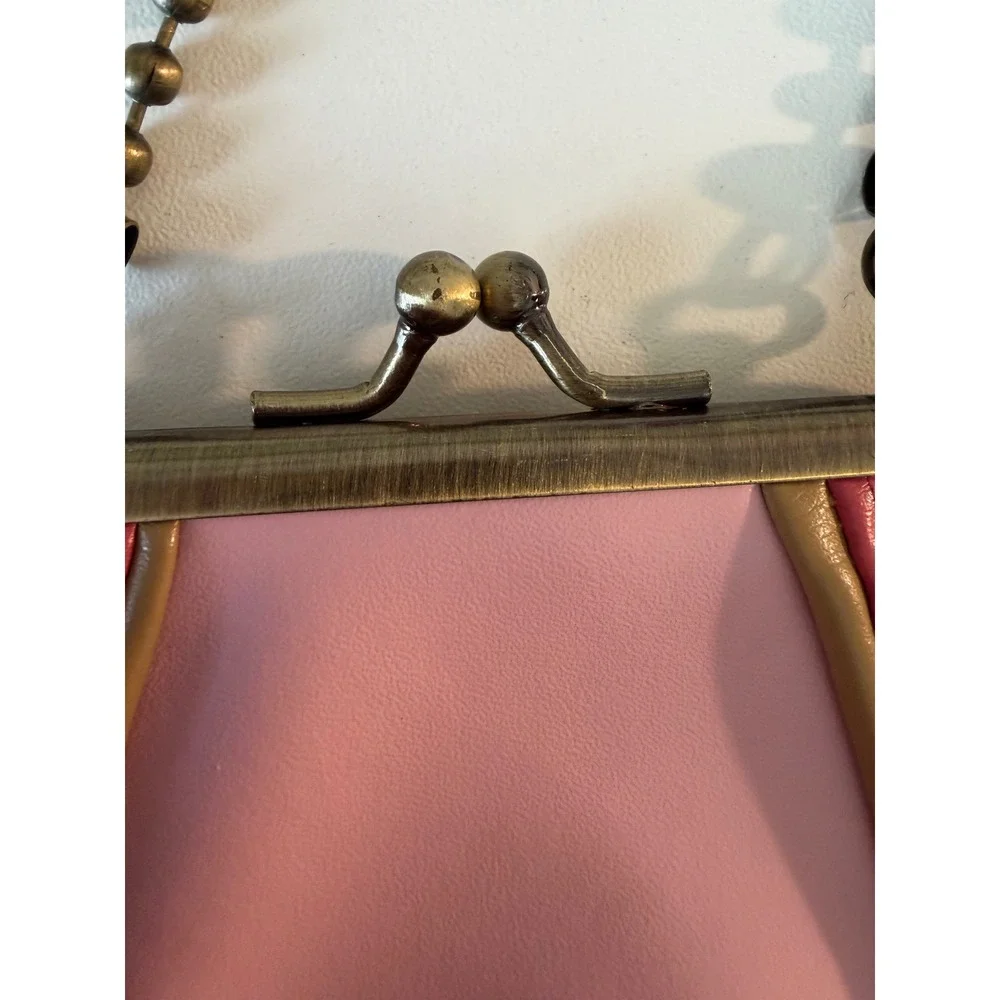 Vivitix Sanrio 2003 Hello Kitty Pink Little Girl's Chain Purse Y2K